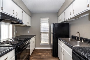Interior Photo - Ponderosa Apartments