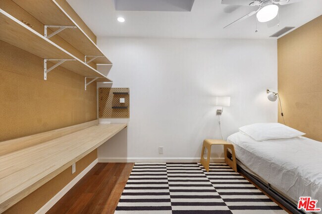 Building Photo - 163 Acari Dr