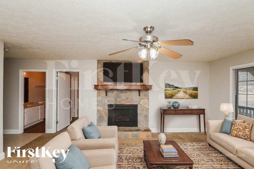 Building Photo - 2475 Smith Ave SW