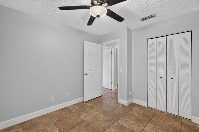 Building Photo - 12310 Tavares Ridge Ct