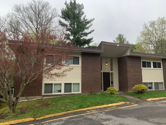 Building Photo - 229 Bacon Pond Rd