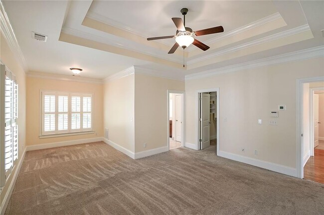 Building Photo - 2675 Rosalyn Ln