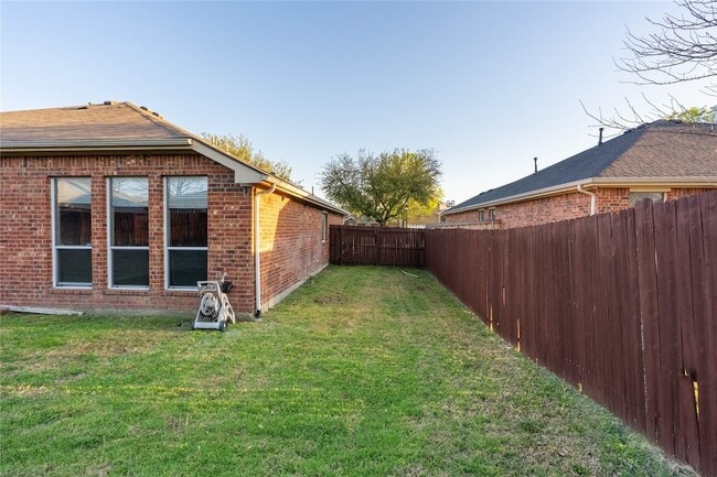 Building Photo - 15722 Wrangler Dr