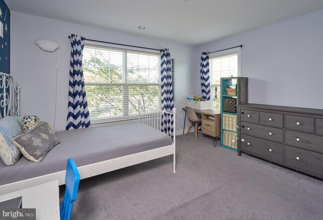 Building Photo - 3238 Waterstone Ct