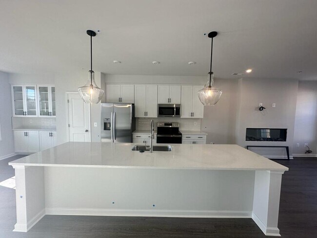 Building Photo - 13286 CoalField Station Ln, Midlothian, VA...