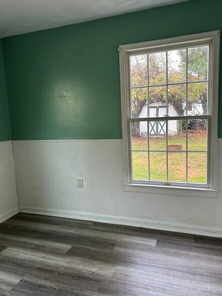 Building Photo - 201 Lock St