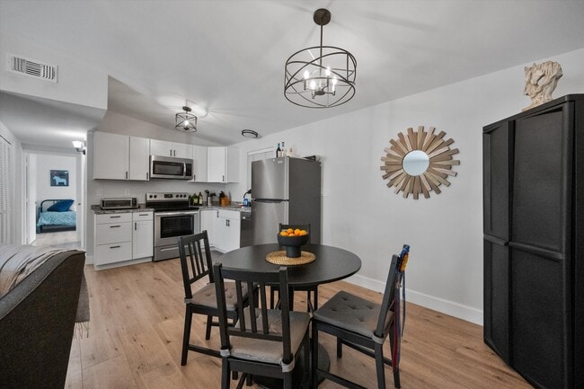 Primary Photo - 3509 C Rd