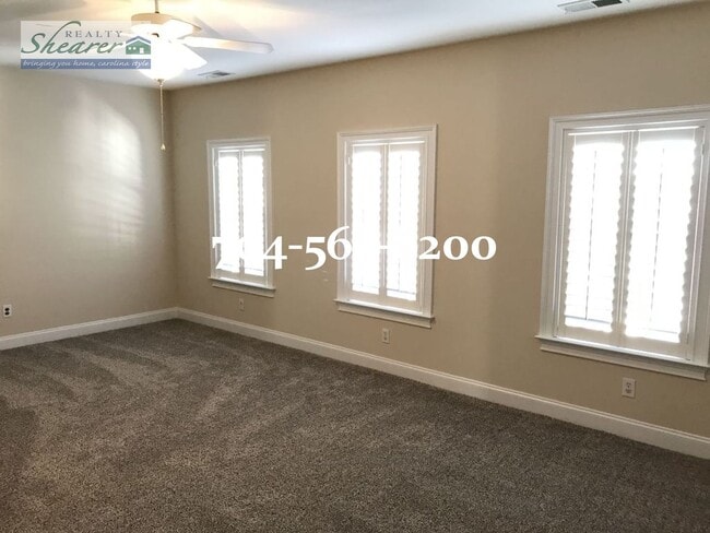 Building Photo - Great 2 story townhome in Ballantyne