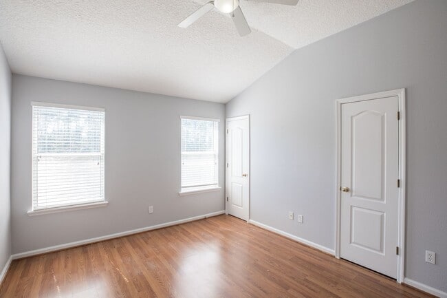 Building Photo - Bartram Village