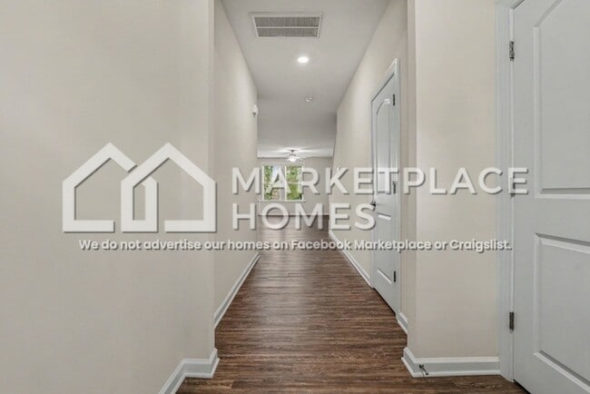 Building Photo - 1109 Alston Rdg Ct