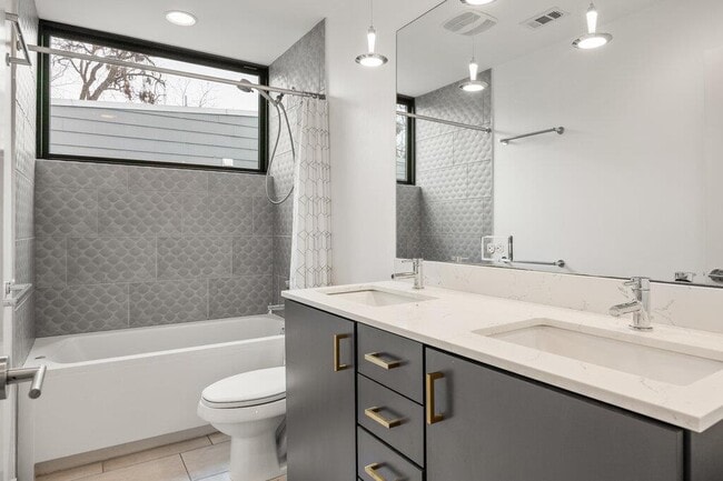 Building Photo - 4711 Gonzales St