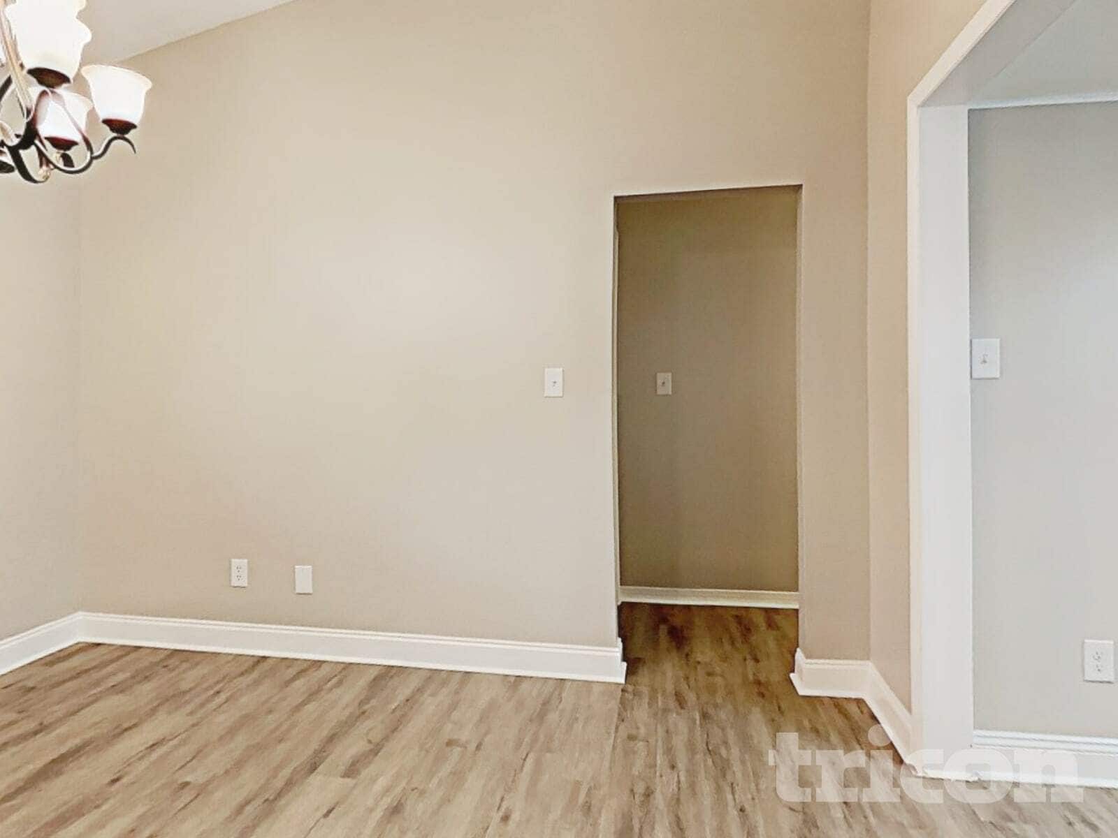 Building Photo - 2942 Mallorn Way