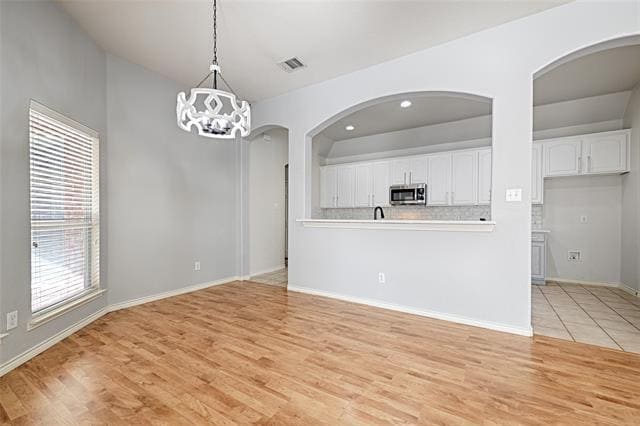 Building Photo - 7681 Glasshouse Walk