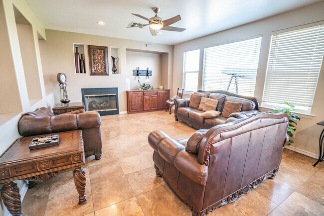 Building Photo - COMING SOON! - Fair Oaks Ranch 5 Bedroom H...