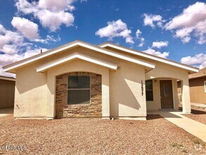 Building Photo - 12877 Hueco Mine Dr