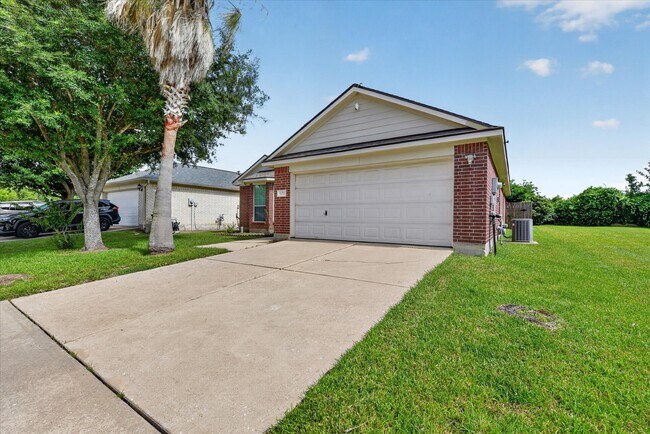 Building Photo - 16211 Whitesage Ct