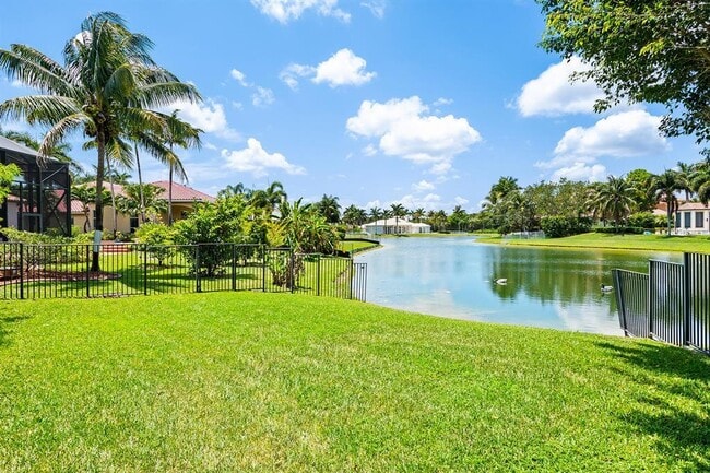 Building Photo - 3201 E Stonebrook Cir