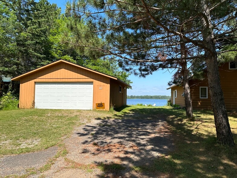 Building Photo - 8037 E Shore Dr