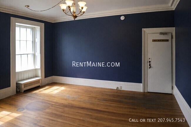 Building Photo - 97 Broadway