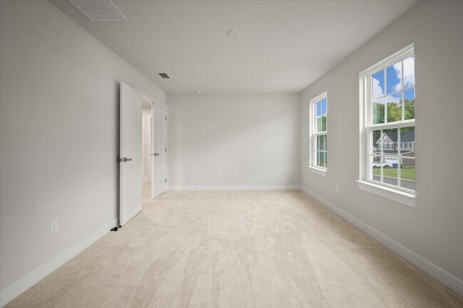 Building Photo - 14212 Botsford Ave