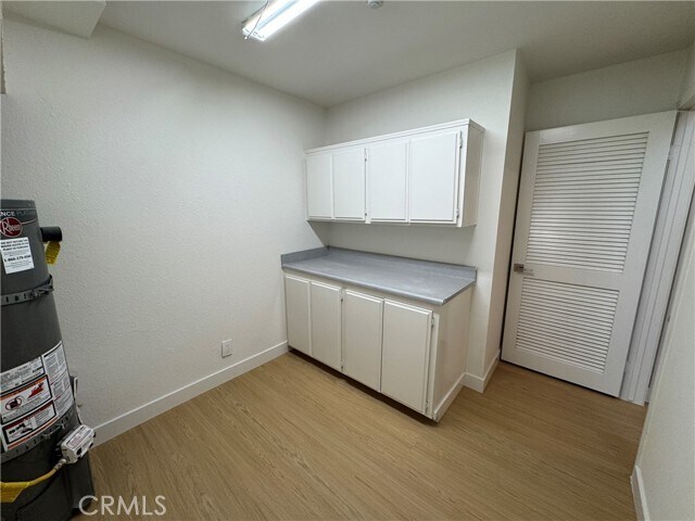 Building Photo - 526 S Catalina Ave