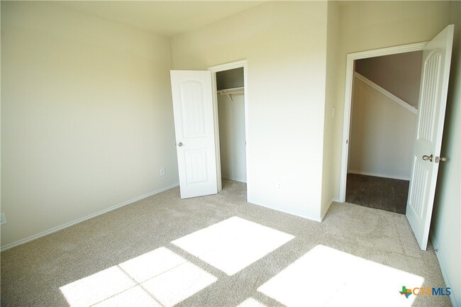 Building Photo - 472 Desert Willow