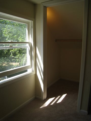 Full Upstairs bedroom - 9120 Southwest Capitol Highway