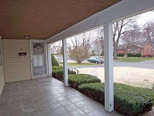 Building Photo - Comfortable Ranch in Quiet Neighborhood 3 Bedrooms/ 1 full bath
