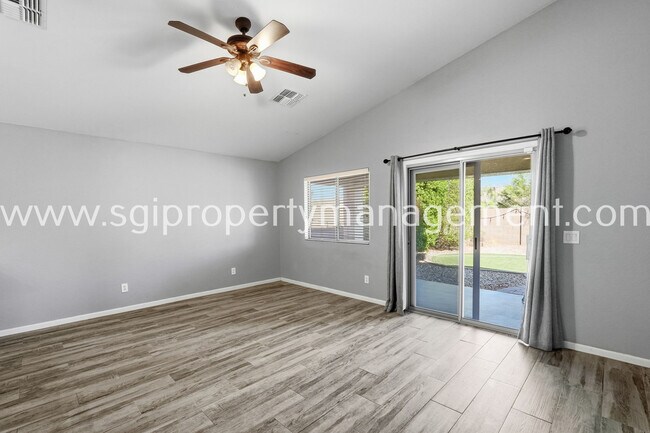 Building Photo - 12148 W Electra Ln