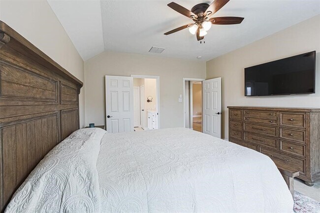 Building Photo - 3034 Glenthorpe Ln