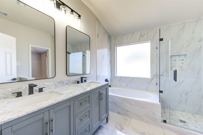 Building Photo - 6323 Richland Hills Dr