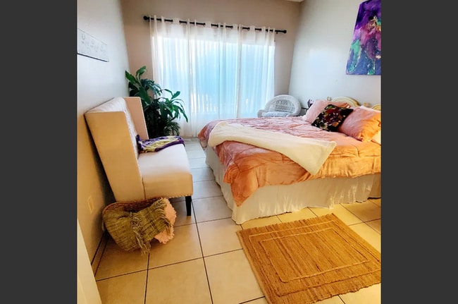 Building Photo - 11260 N 92nd St