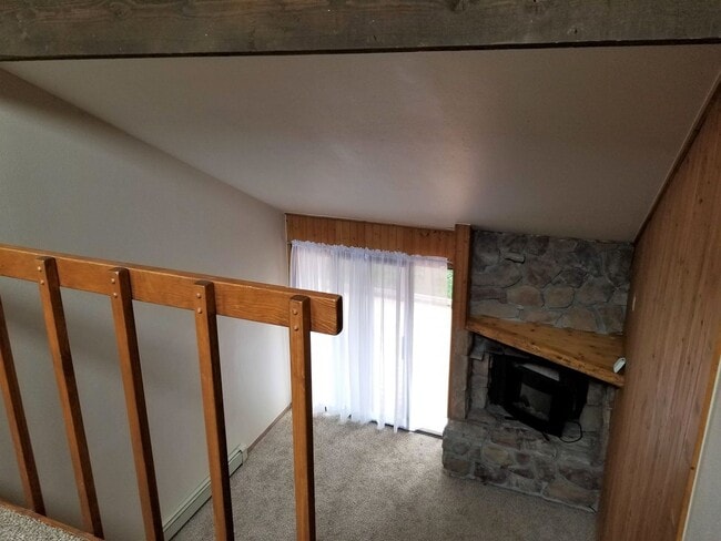 Building Photo - 300 Miners Creek Rd