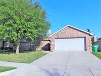Building Photo - 4709 Alsace Dr