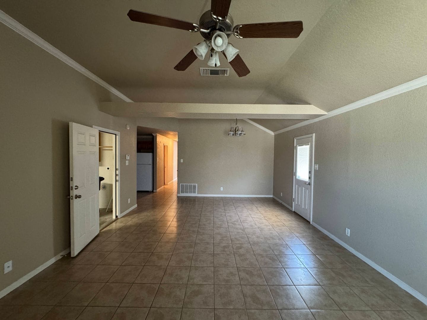 Building Photo - 1301 Powder River Dr