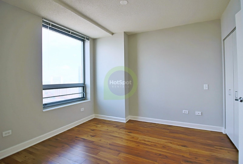 Building Photo - 312 N Canal St