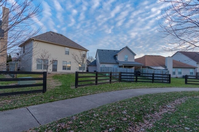 Building Photo - 632 Vonbryan Trace