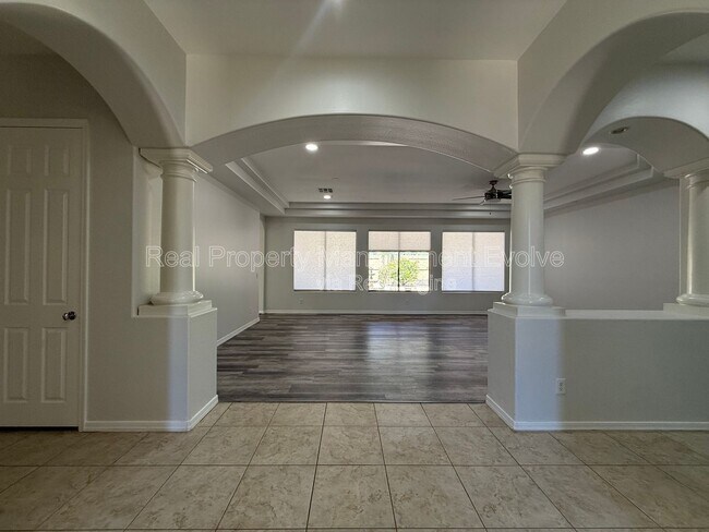 Building Photo - 23012 N 38th Pl