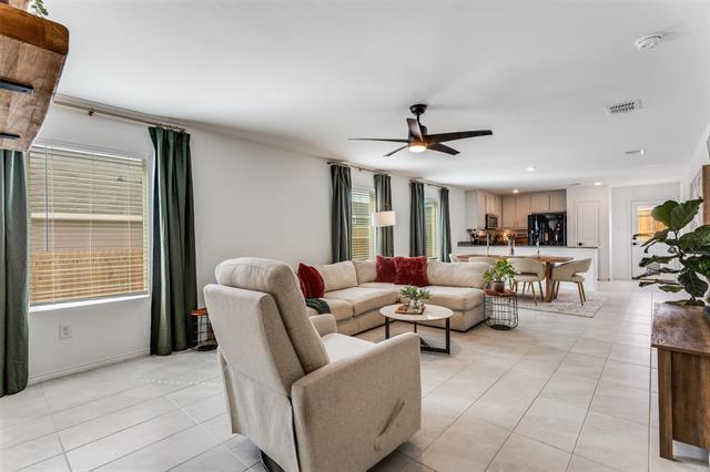 Building Photo - 9841 Papillion Wy