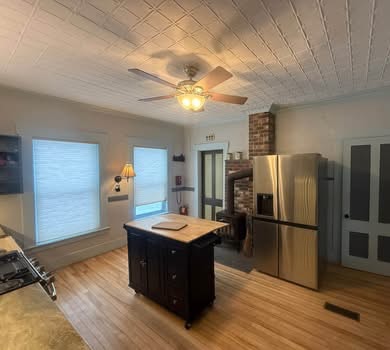 Building Photo - 545 Lafayette St