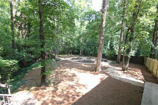 Building Photo - 2950 Ridgelock Ct