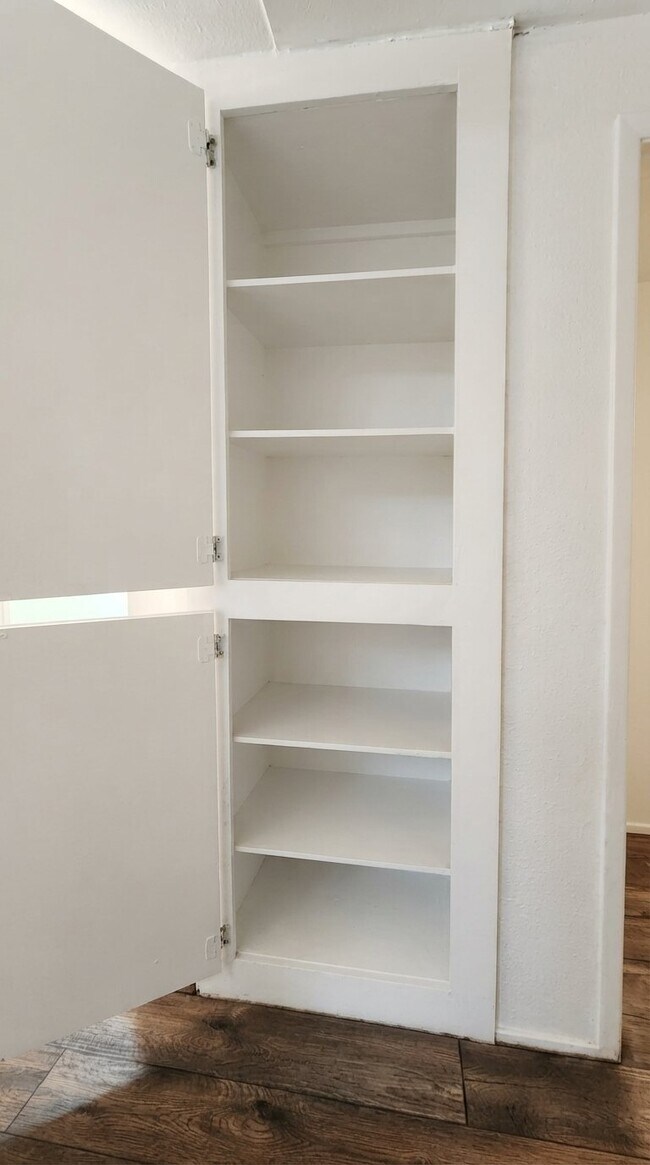 Building Photo - 659 S 1200 E
