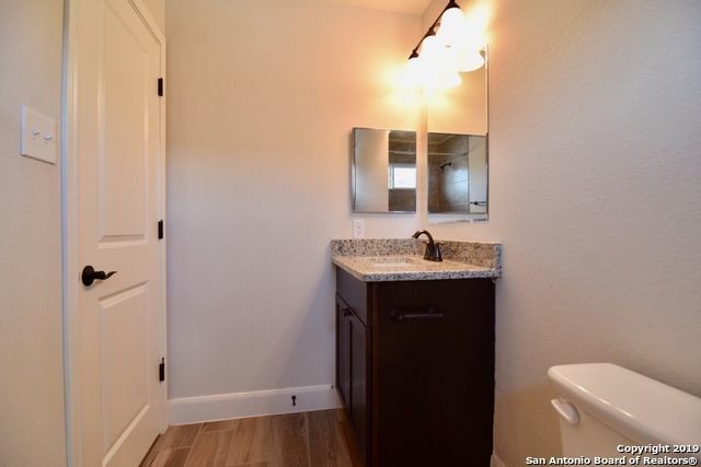 Building Photo - 6419 MELANZANE AVE