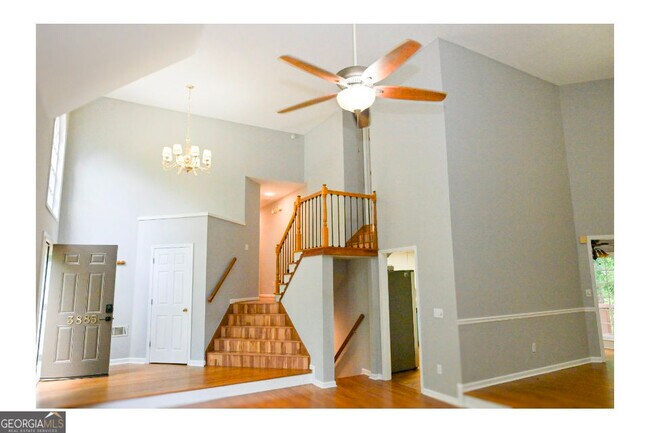 Building Photo - 3885 Waterford Dr