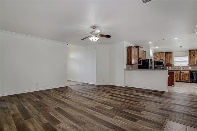 Building Photo - 1140 Hidden Meadow Dr