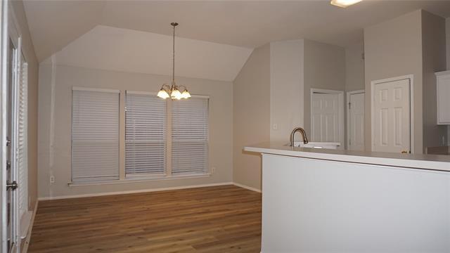Building Photo - 5609 Guadalajara Dr