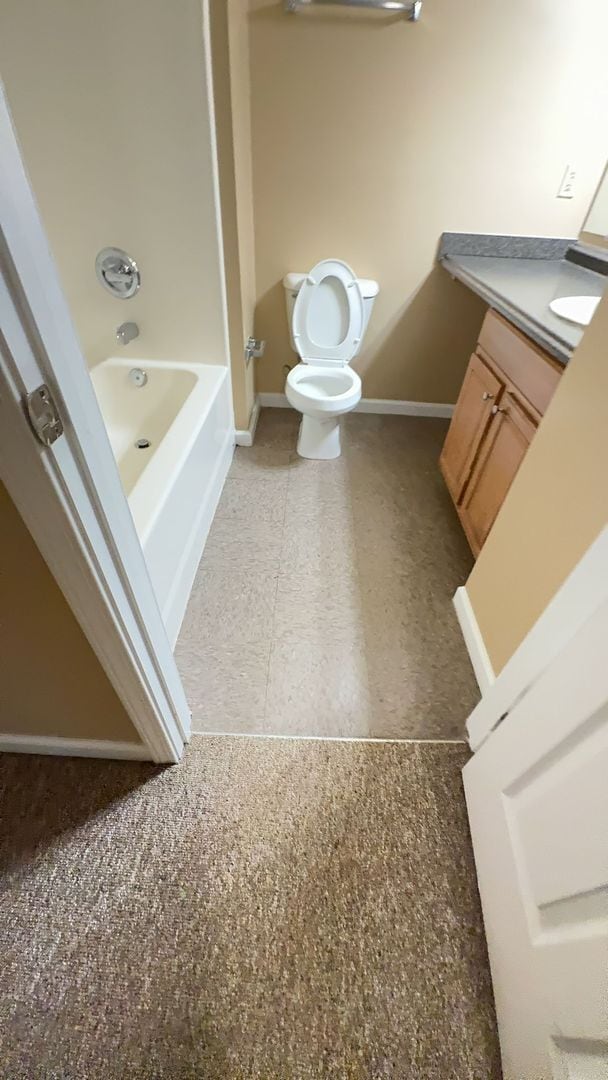 Building Photo - Laurel Station 3bed/2bath for $2550/month (entire unit)! Monthly rent includes TWO assigned parki...