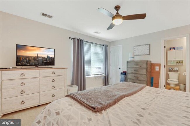 Building Photo - 1121 Huntmaster Terrace NE