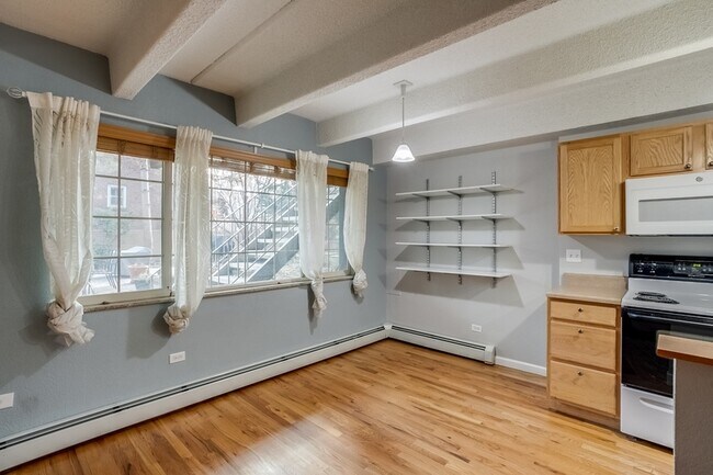 Building Photo - 50 N Clarkson St