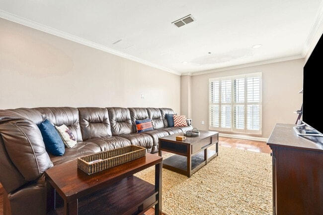 Building Photo - Magnolia Plaza -145 E. Magnolia, Unit 311